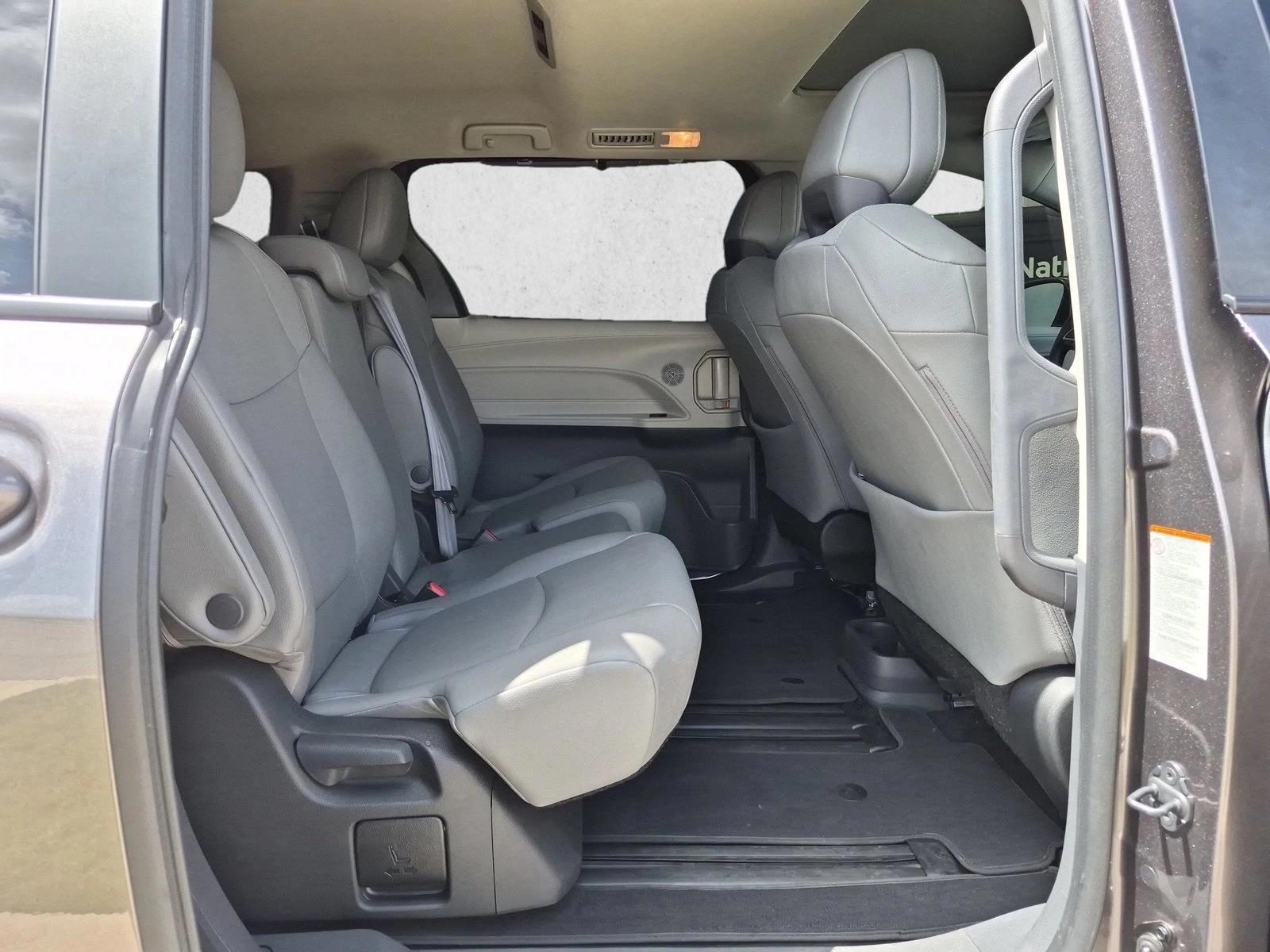 2024 Toyota ToyotaSienna, photo 18