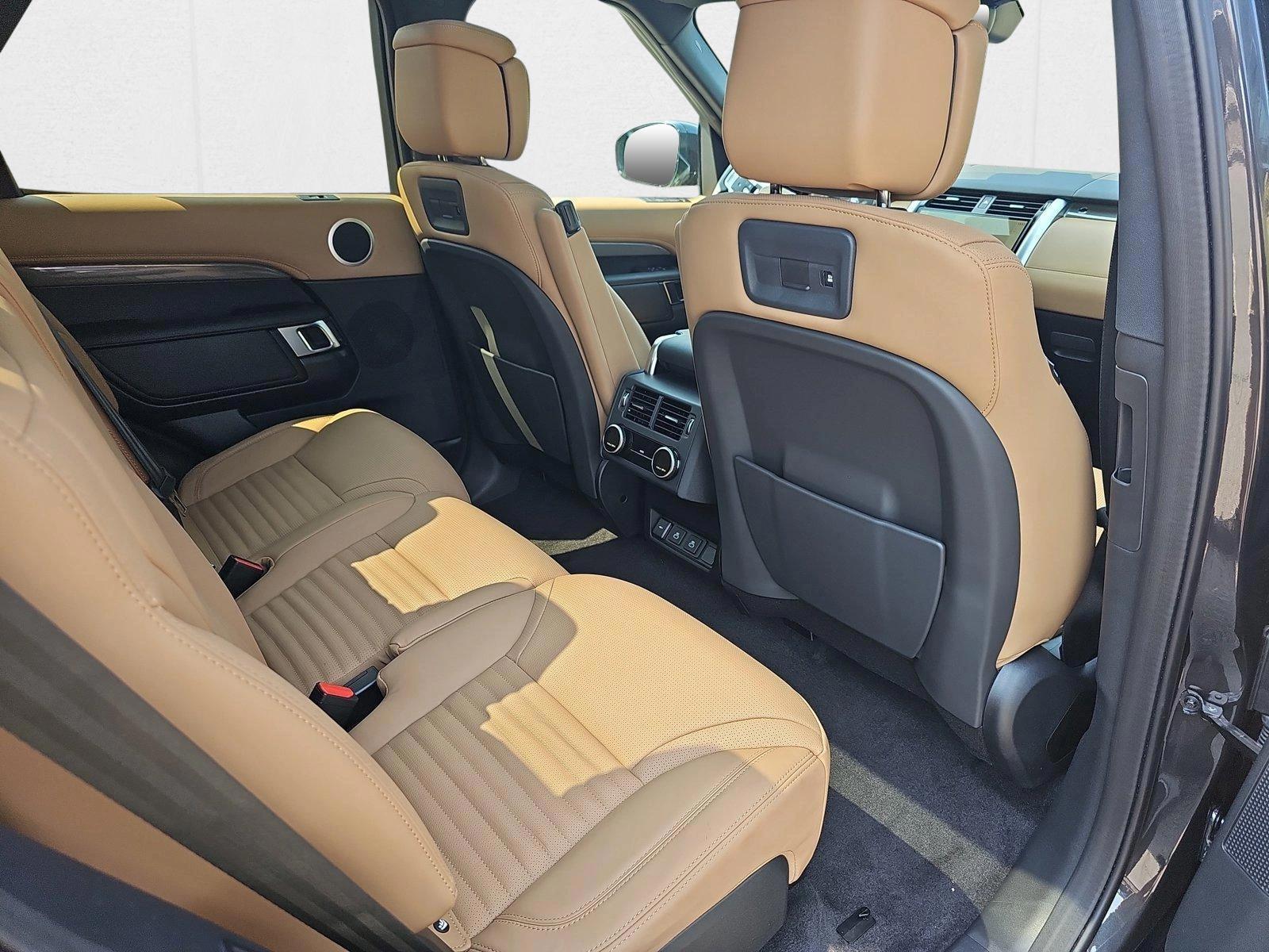 2024 Land Rover Discovery Metropolitan Edition - Photo 6