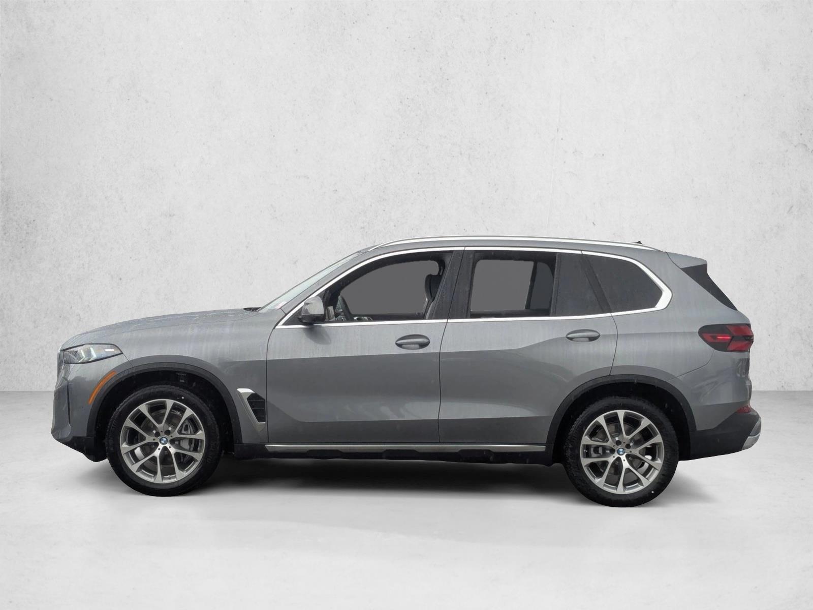 Thumbnail: 2026 BMW X5 - 2