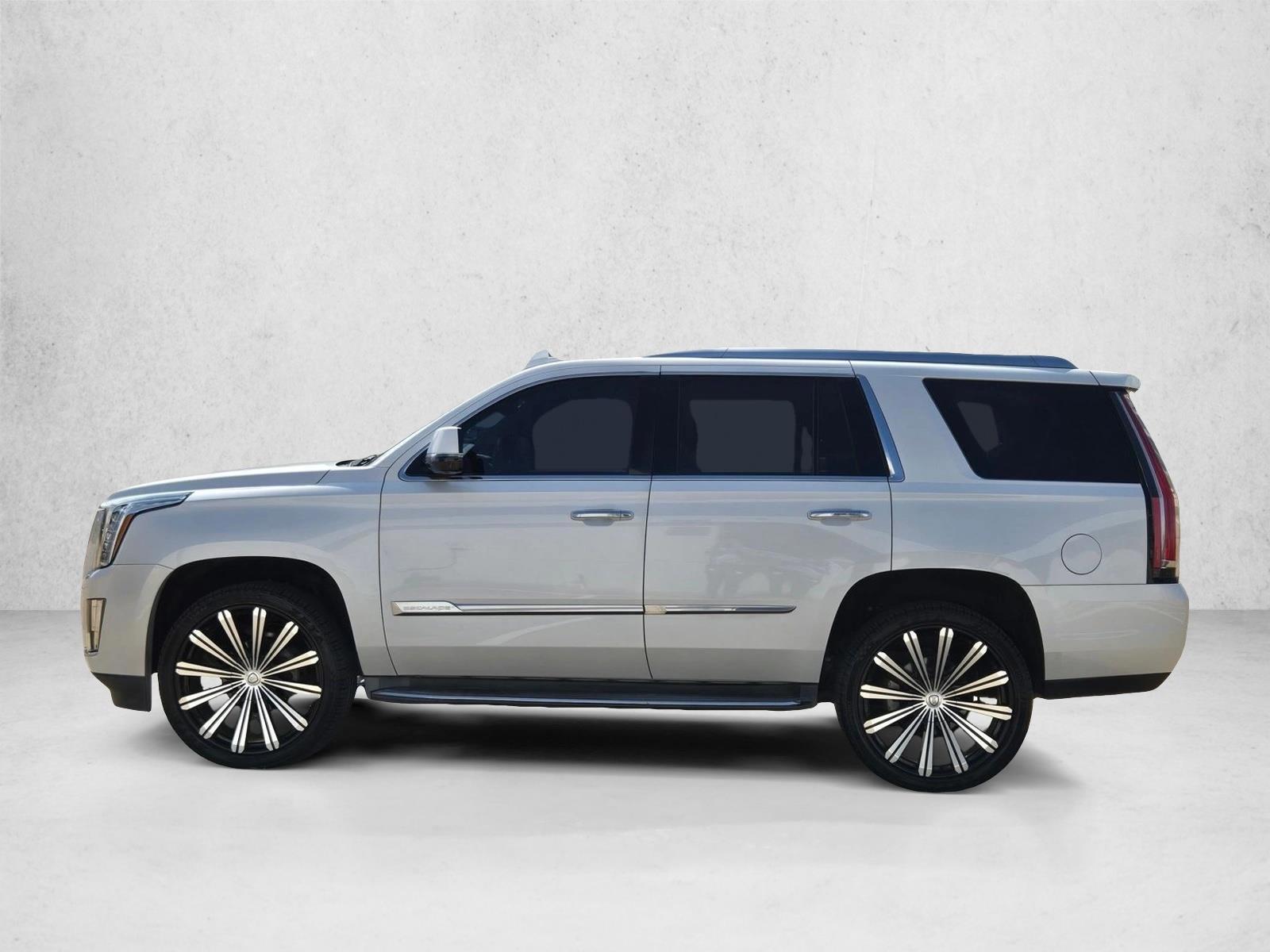 Thumbnail: 2016 Cadillac Escalade - 2