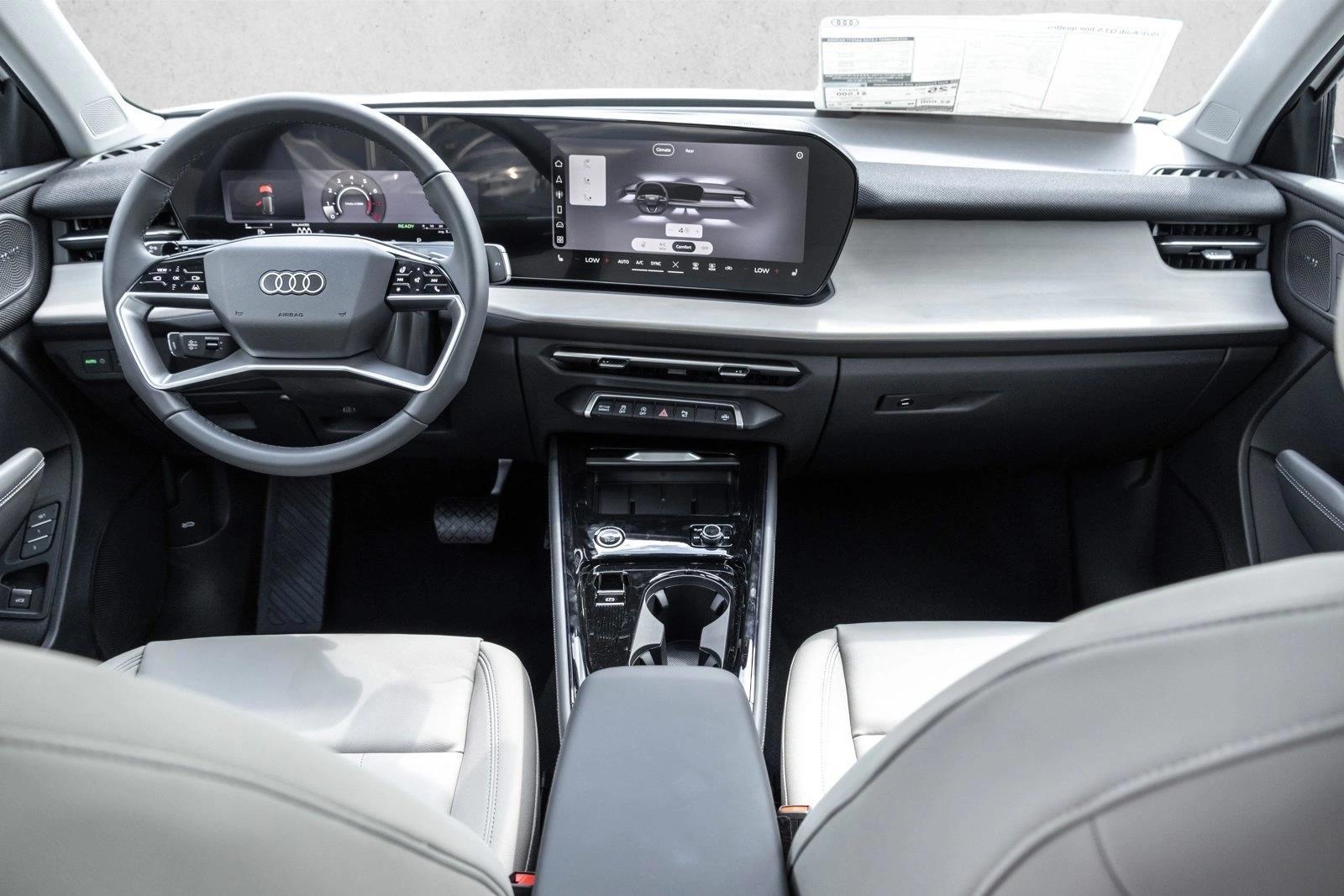 Thumbnail: 2026 Audi Q3 - 4