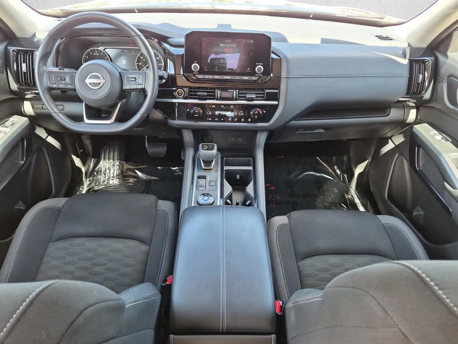 Thumbnail: 2024 Nissan Pathfinder - 3