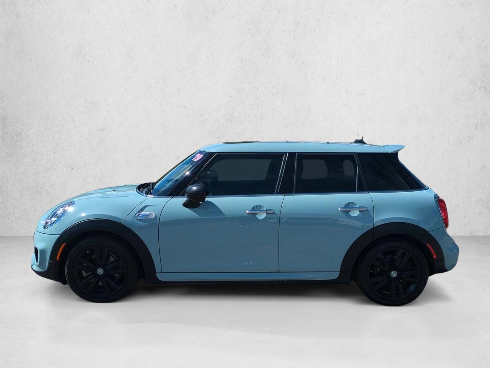 Thumbnail: 2019 MINI Cooper Hardtop - 2