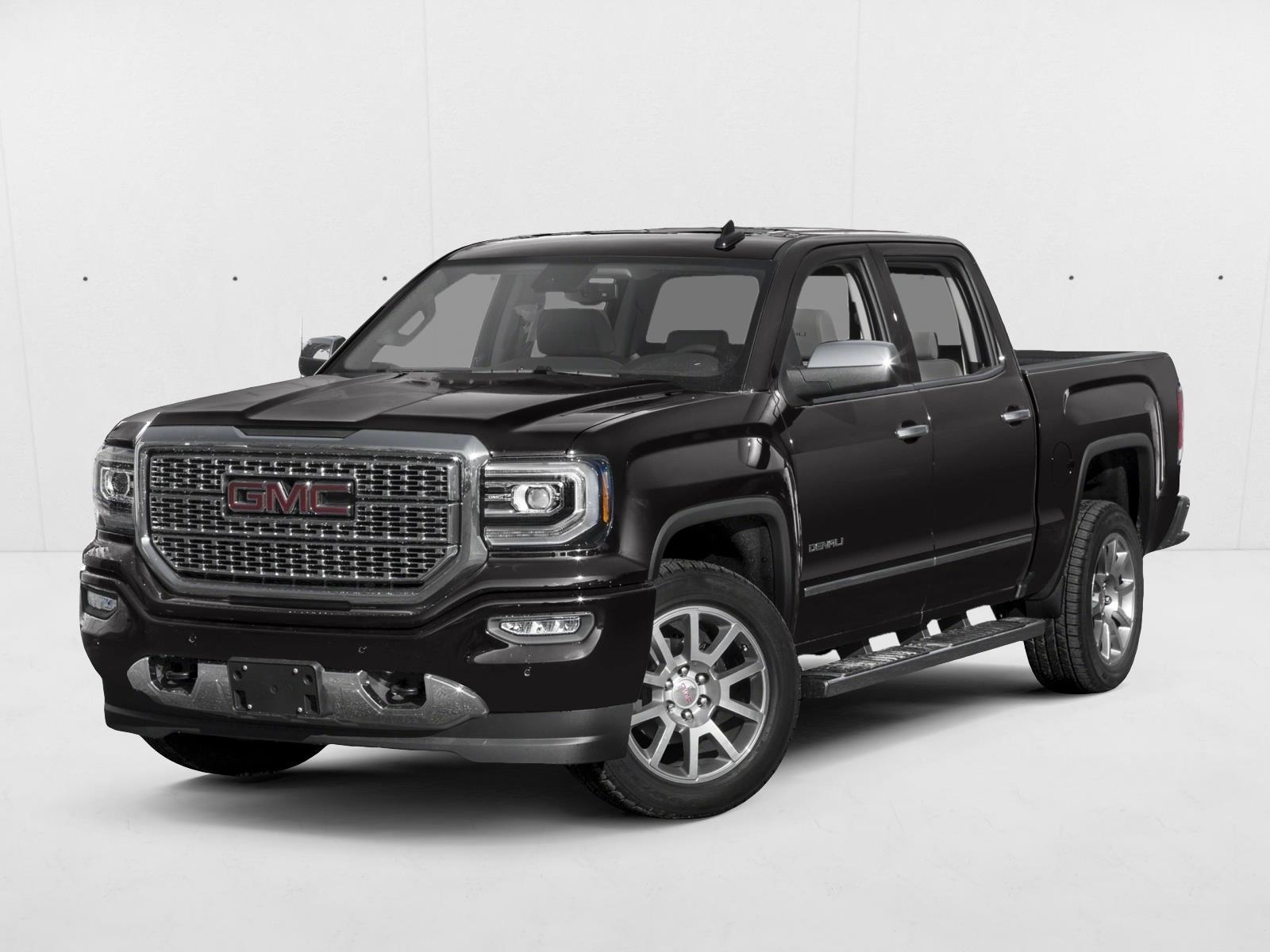 2017 GMC Sierra 4WD Crew Cab Standard Box's photo