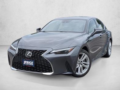 2021 Lexus IS