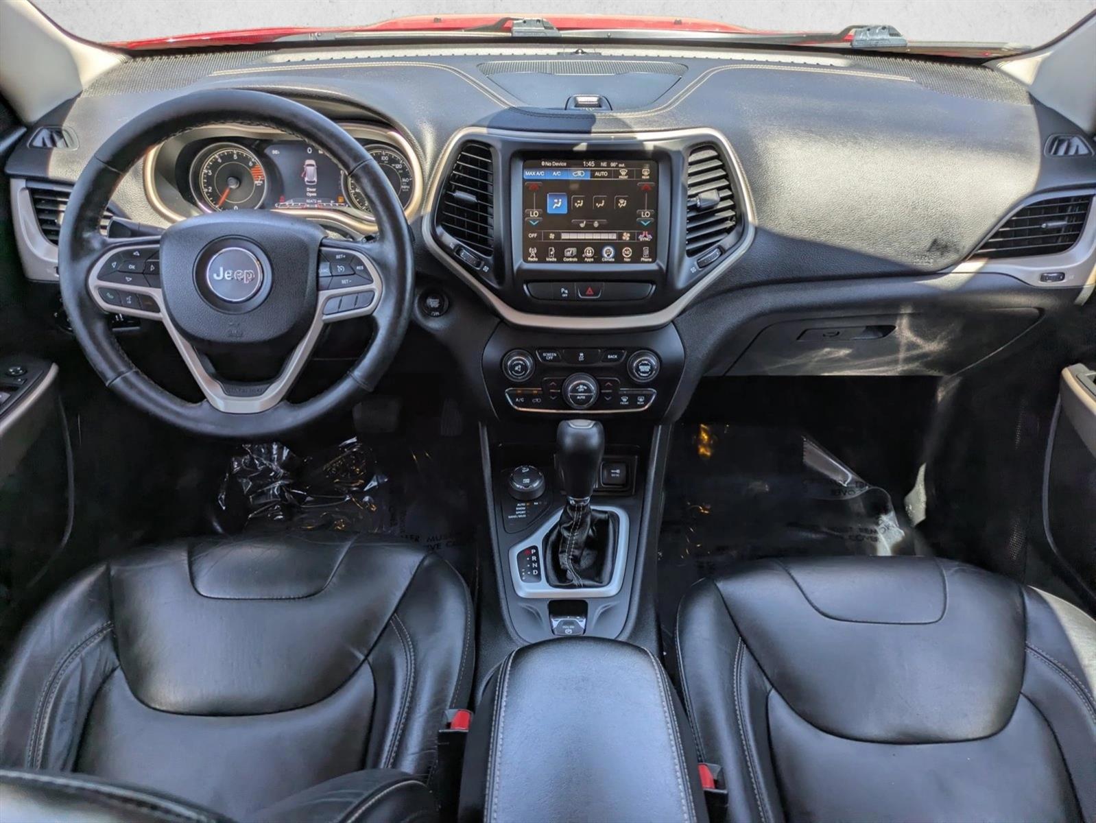 Thumbnail: 2017 Jeep Cherokee - 4