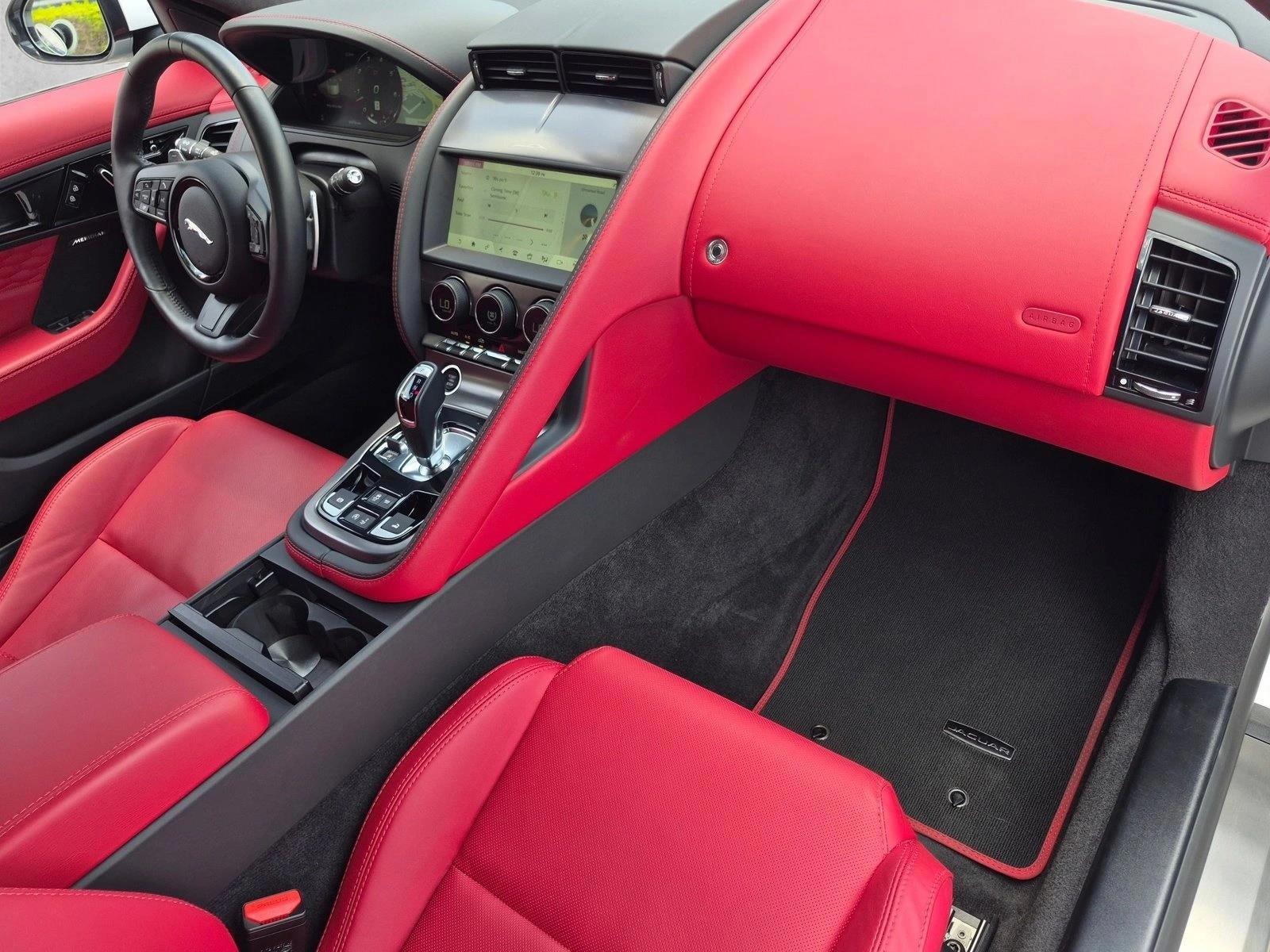 2024 Jaguar F-Type 75 - Photo 18