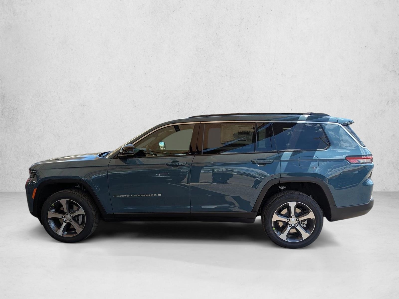 Thumbnail: 2026 Jeep Grand Cherokee - 2