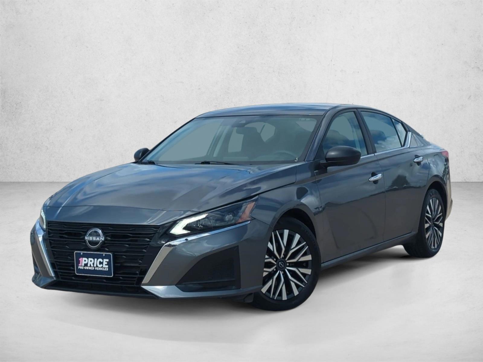 Thumbnail: 2025 Nissan Altima - 1