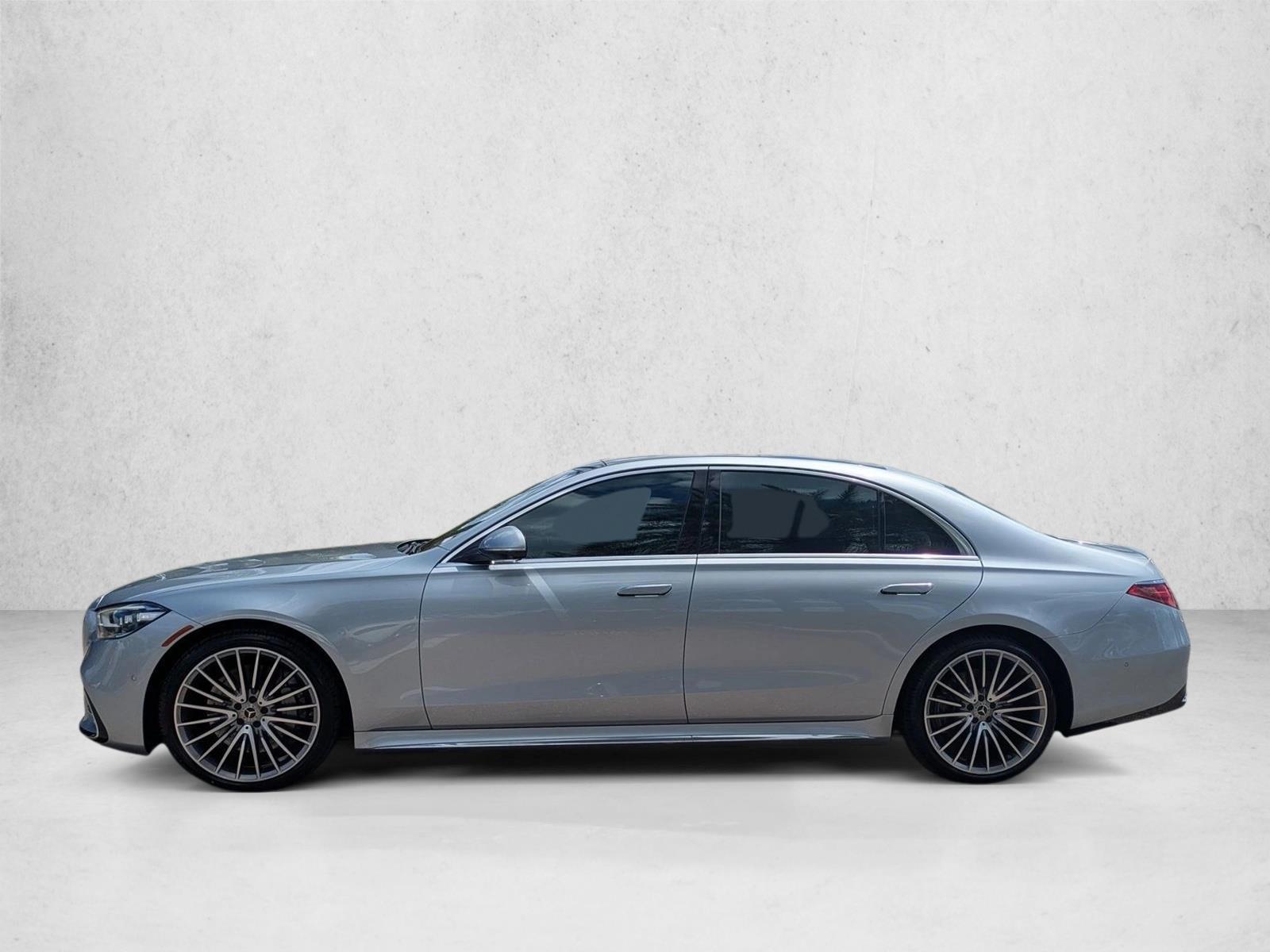 Thumbnail: 2021 Mercedes-Benz S-Class - 2