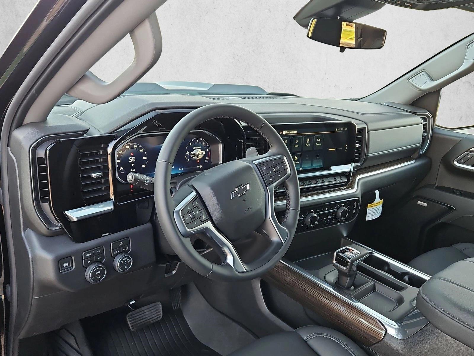 Thumbnail: 2026 Chevrolet Silverado 1500 - 3