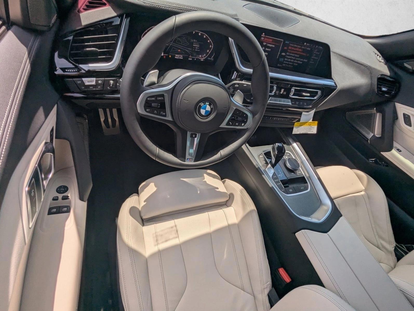 Thumbnail: 2026 BMW Z4 - 3