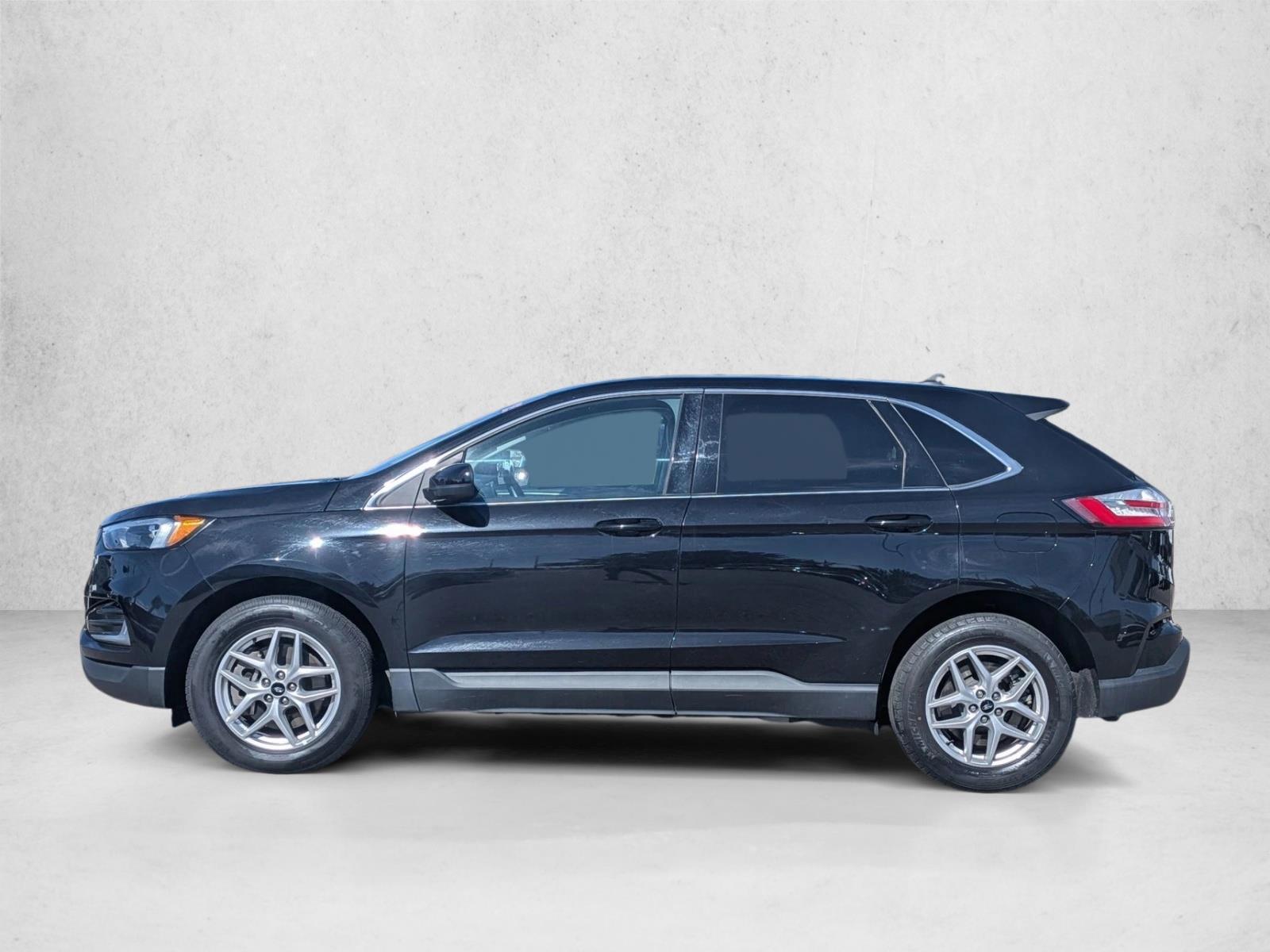 Thumbnail: 2023 Ford Edge - 2