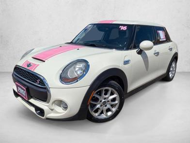 2016 MINI Cooper Hardtop S -
                  Golden, CO