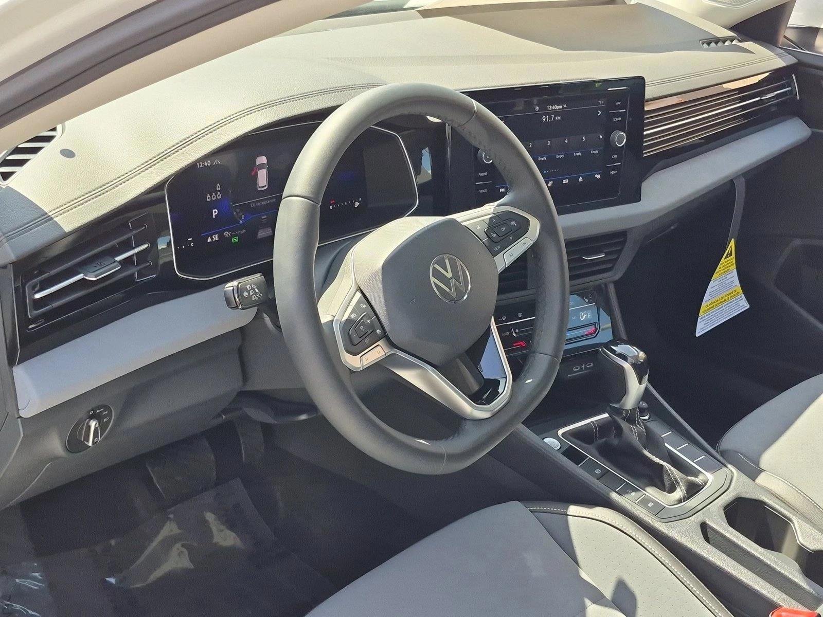 Thumbnail: 2027 Volkswagen Jetta - 3
