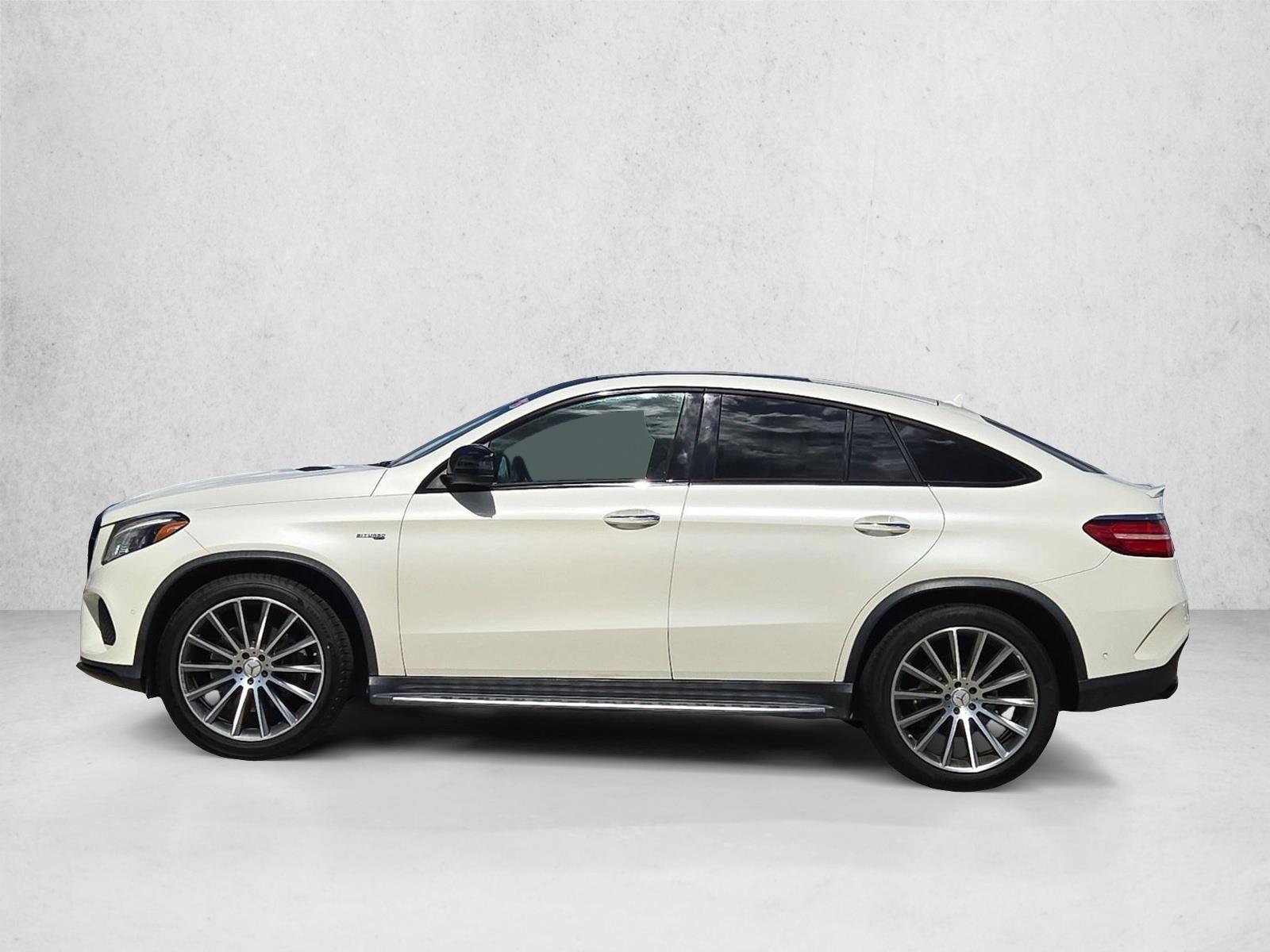 Thumbnail: 2019 Mercedes-Benz GLE - 2