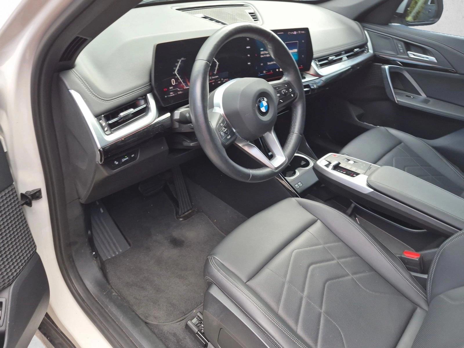 2024 BMW X1 28i - Photo 13