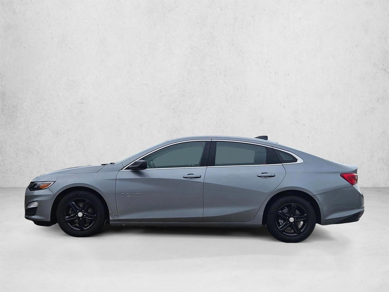 Thumbnail: 2023 Chevrolet Malibu - 2