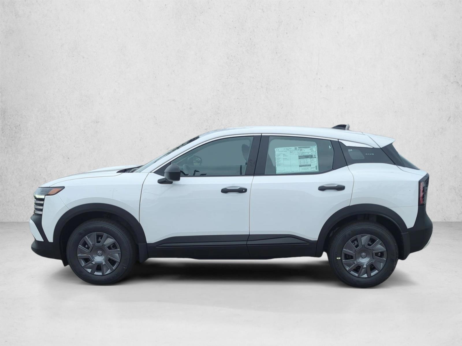 Thumbnail: 2026 Nissan Kicks - 2