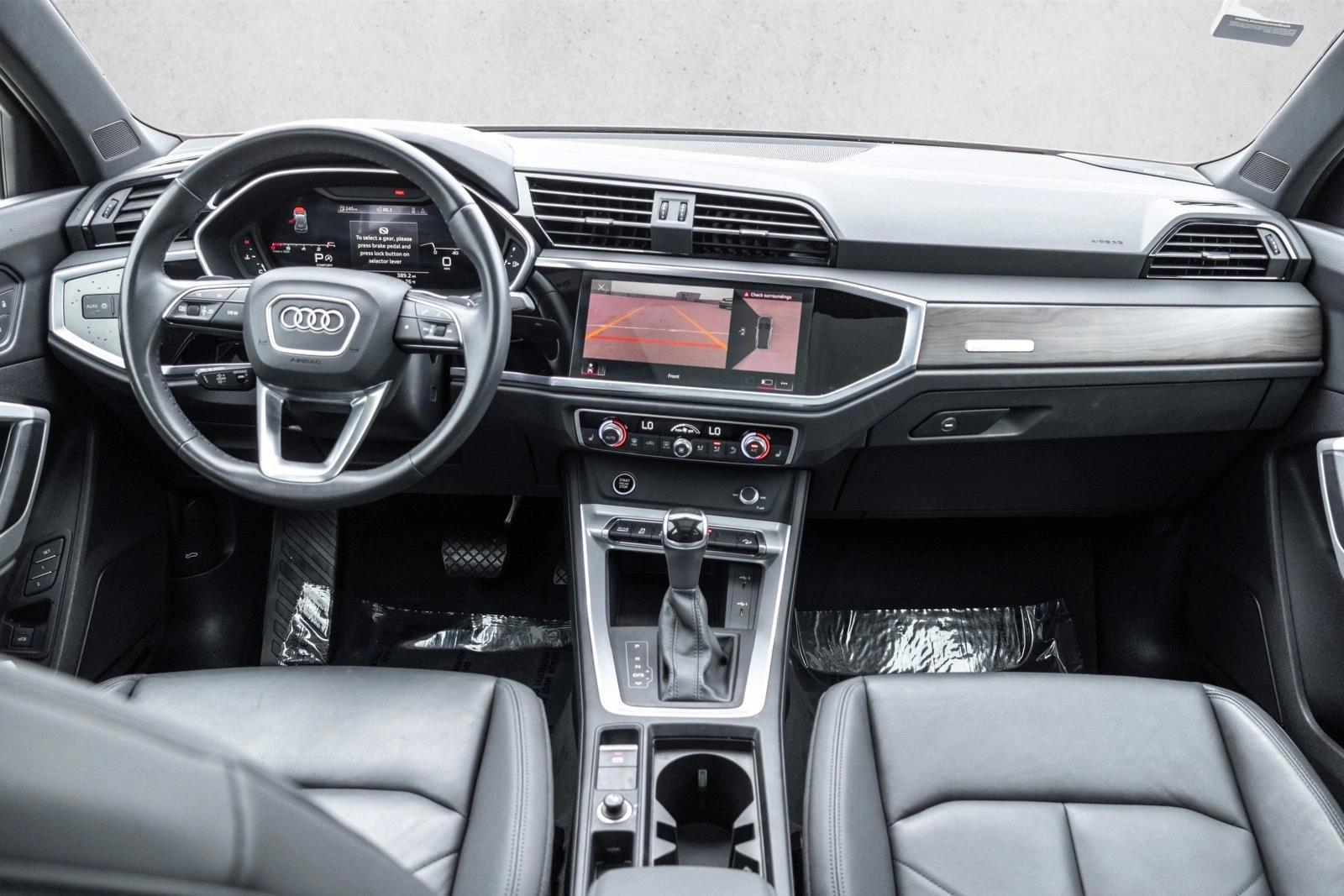 Thumbnail: 2022 Audi Q3 - 4