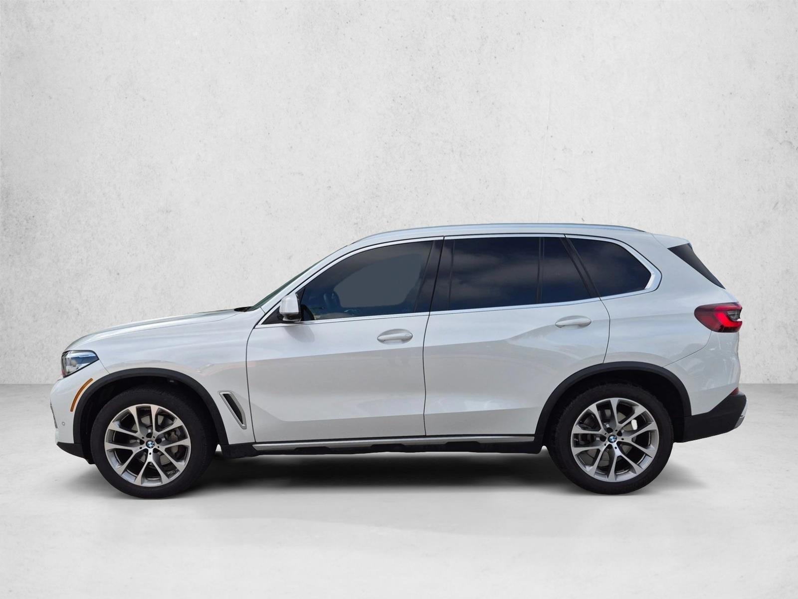 Thumbnail: 2023 BMW X5 - 2