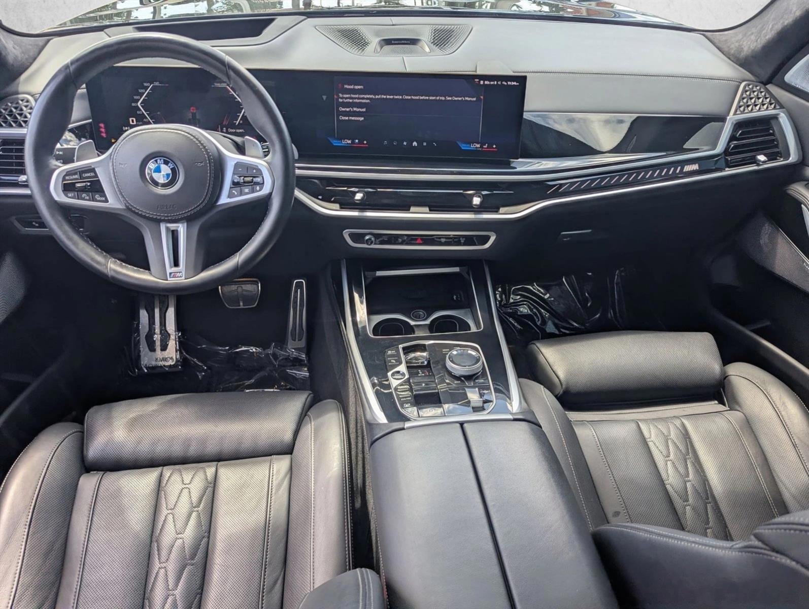 Thumbnail: 2024 BMW X7 - 3