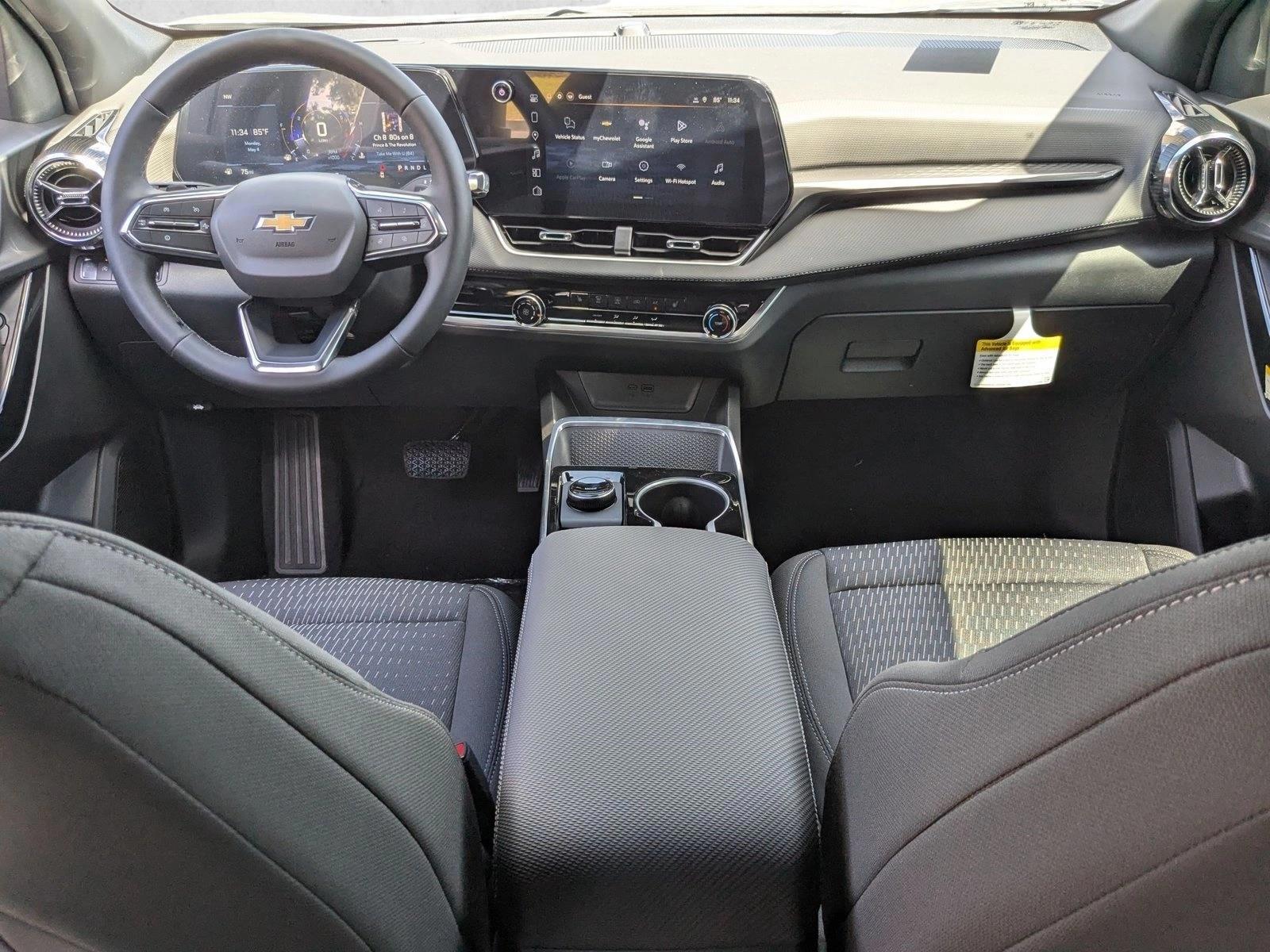 Thumbnail: 2026 Chevrolet Equinox - 4