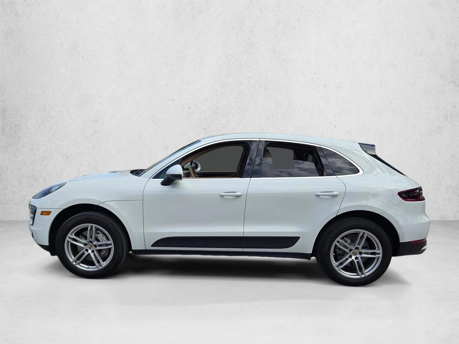 Thumbnail: 2015 Porsche Macan - 2
