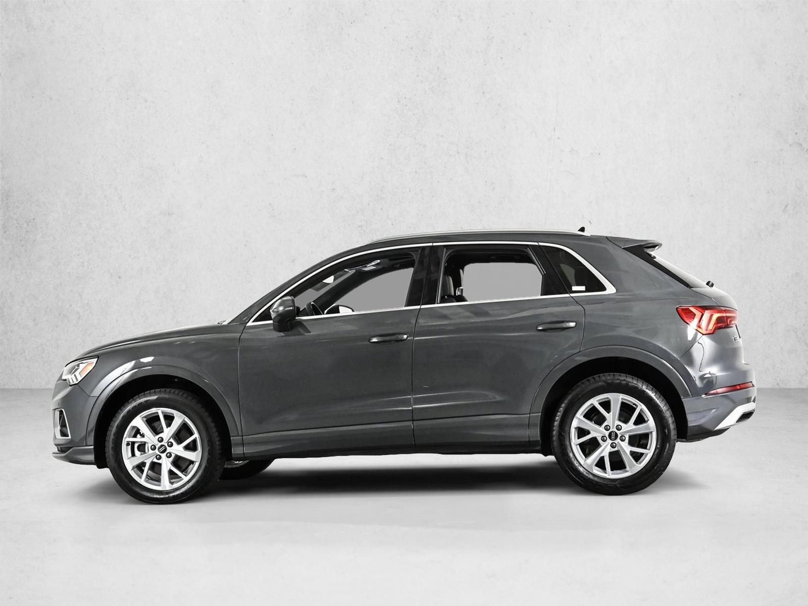 Thumbnail: 2023 Audi Q3 - 2