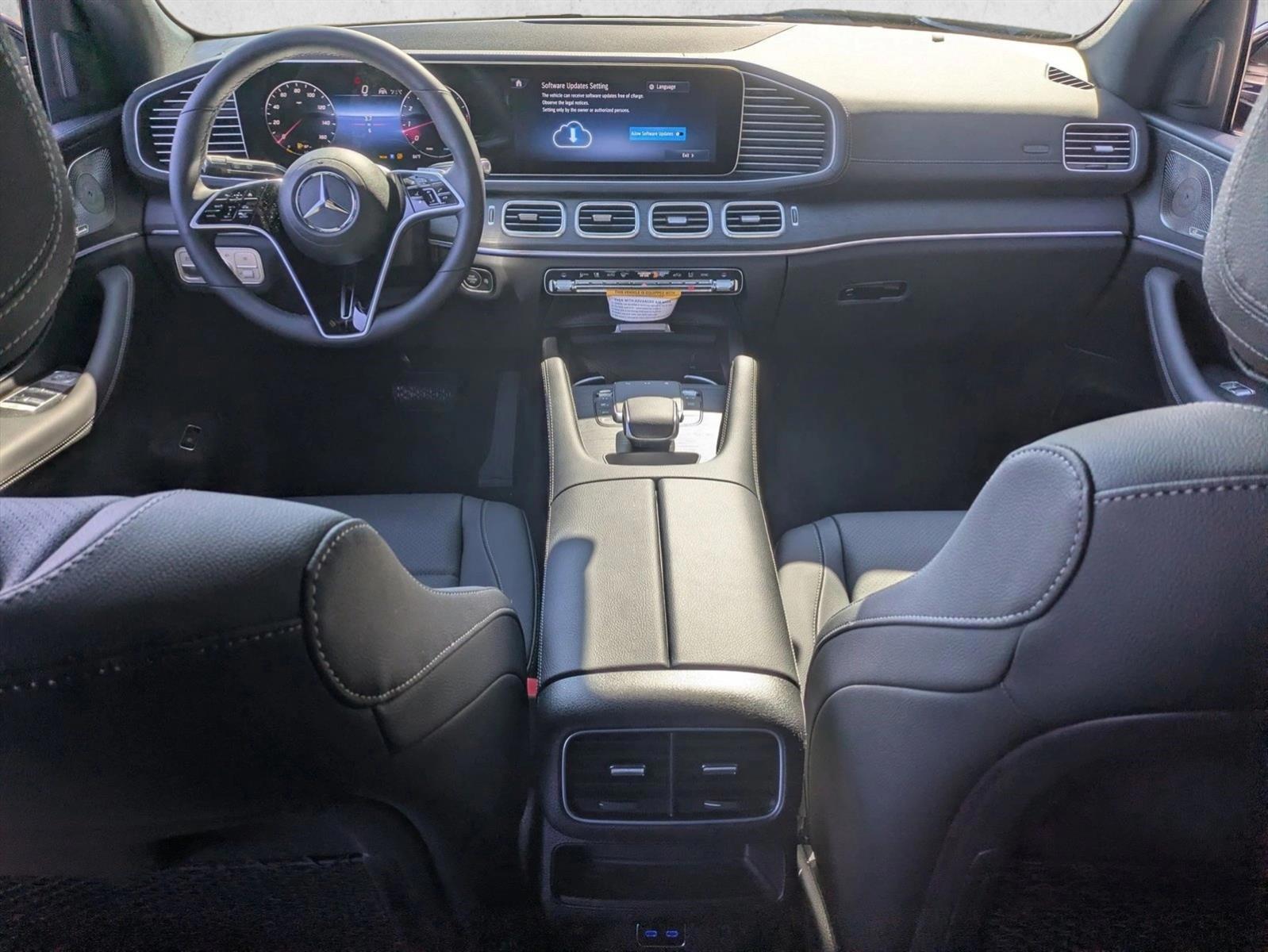 Thumbnail: 2026 Mercedes-Benz GLE - 4