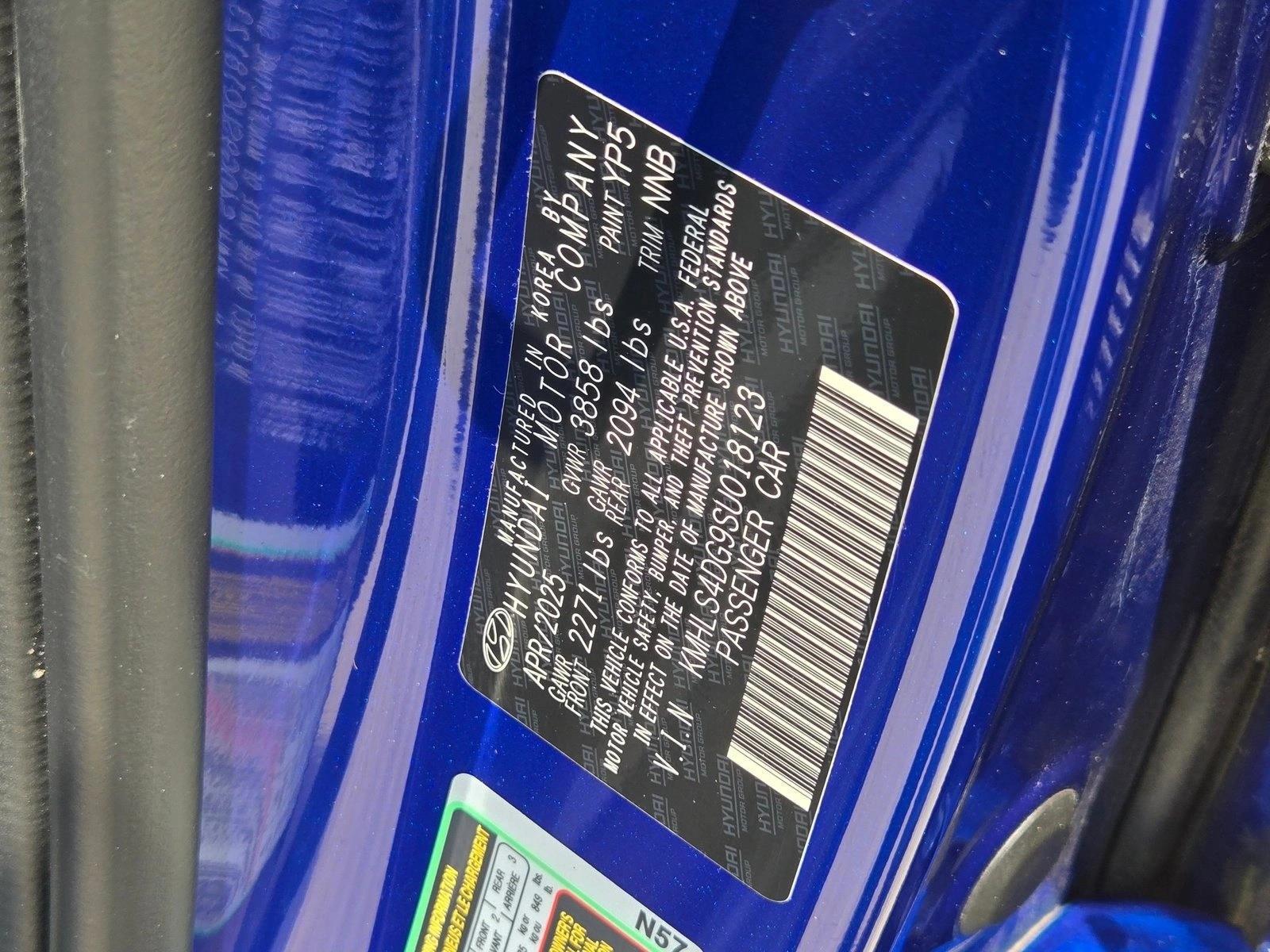 2025 Hyundai Elantra SEL - Photo 25