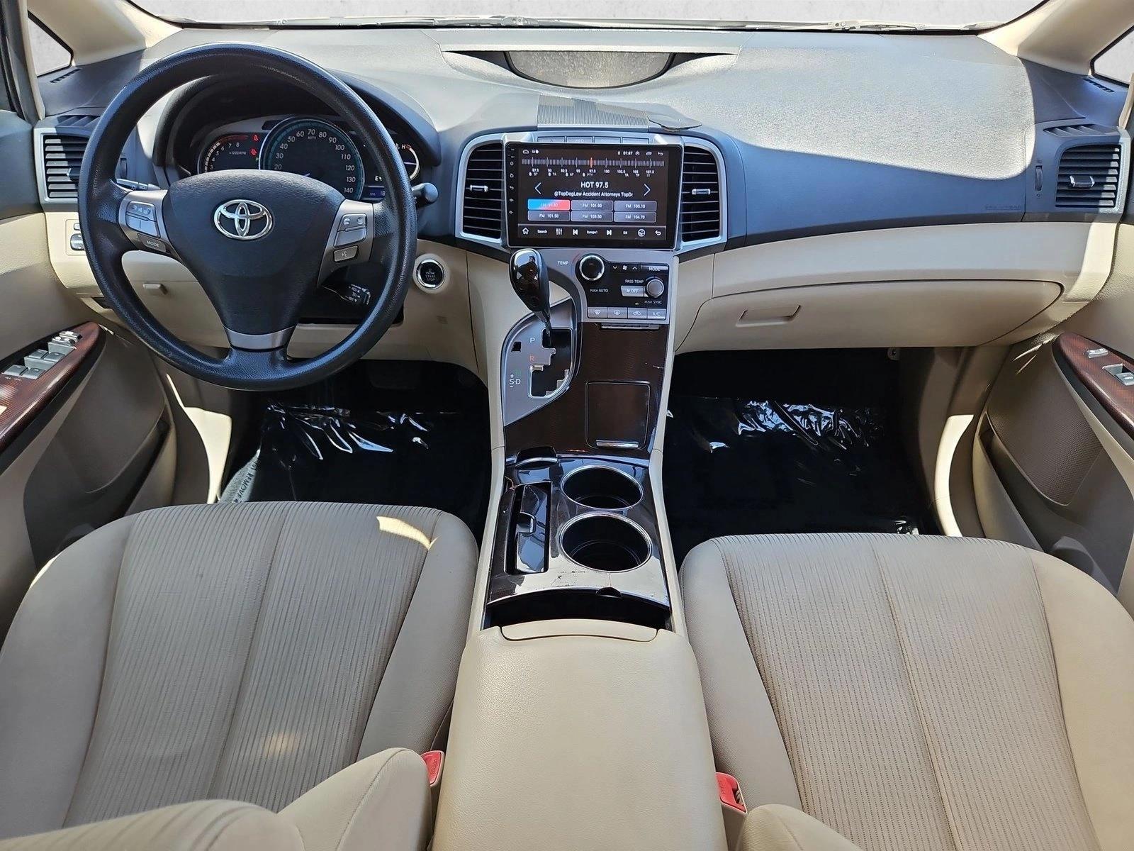 Thumbnail: 2011 Toyota Venza - 5