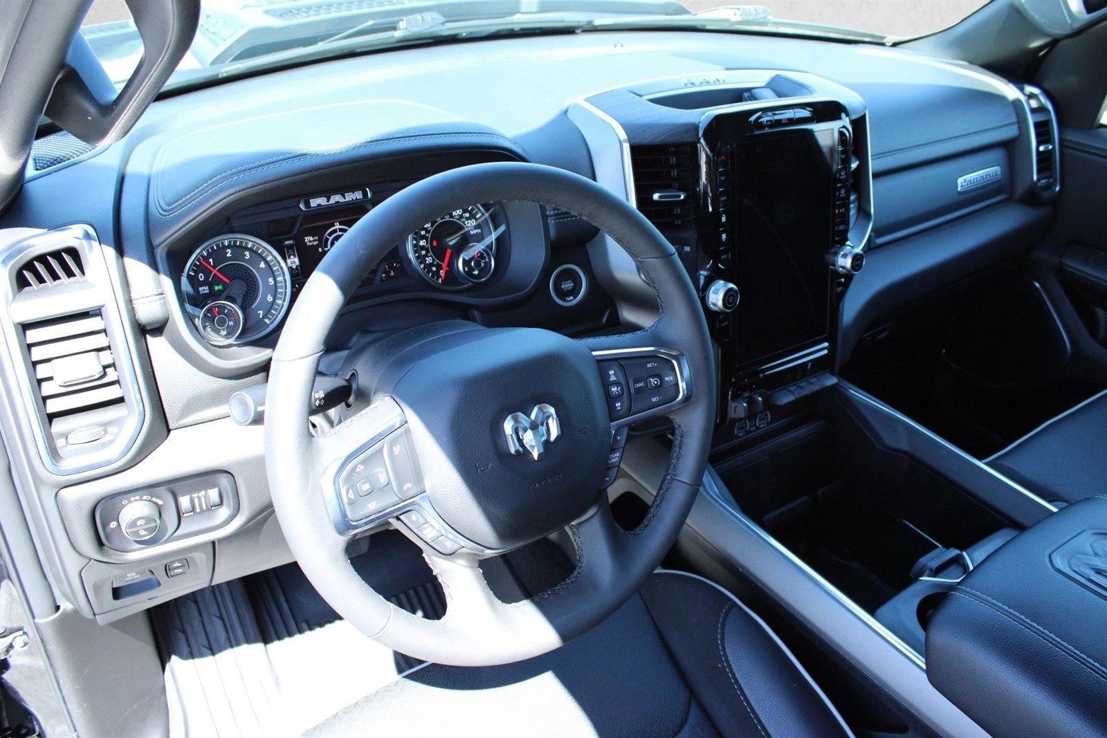 Thumbnail: 2025 RAM 1500 - 3