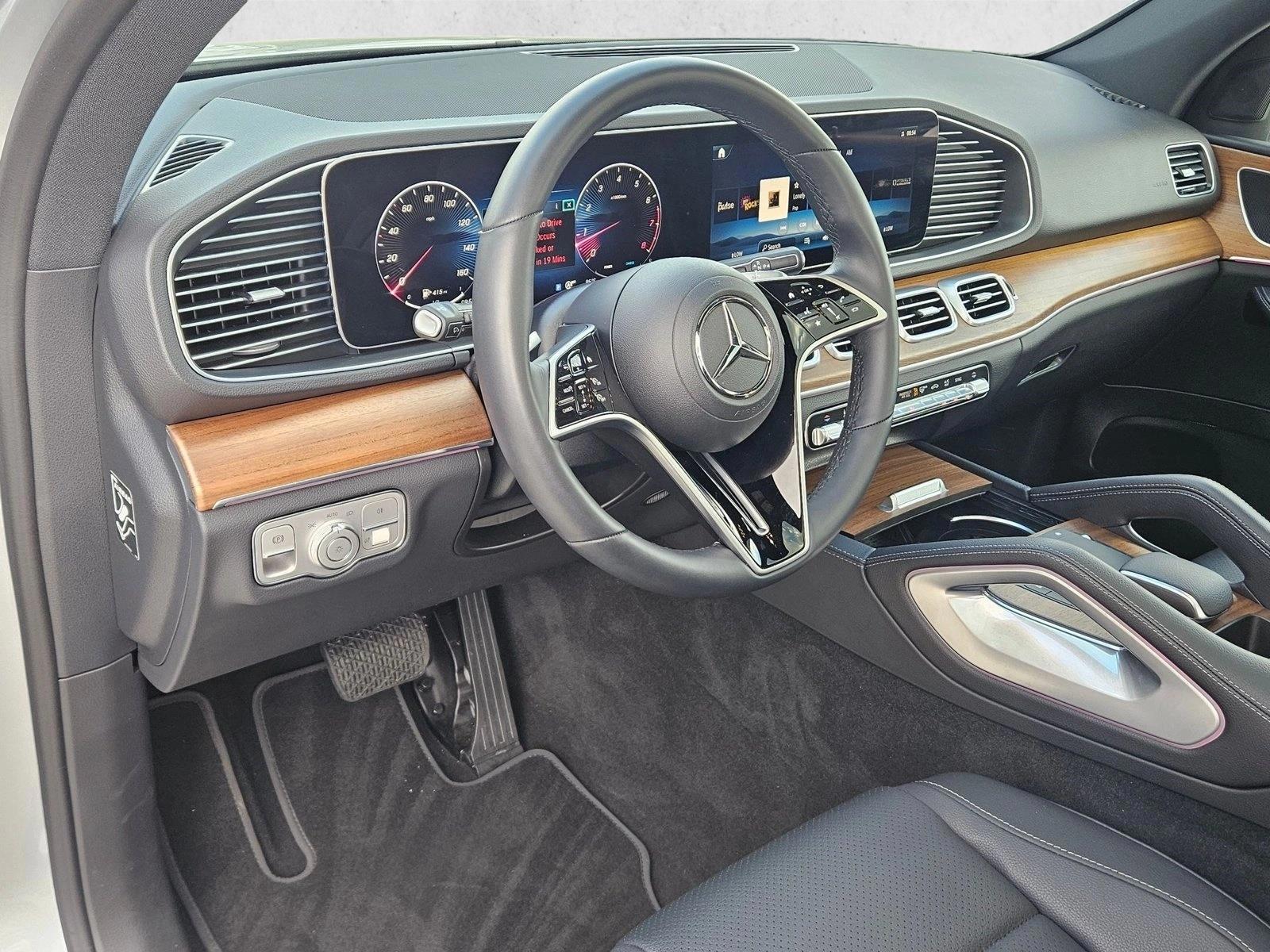 Thumbnail: 2026 Mercedes-Benz GLE - 3