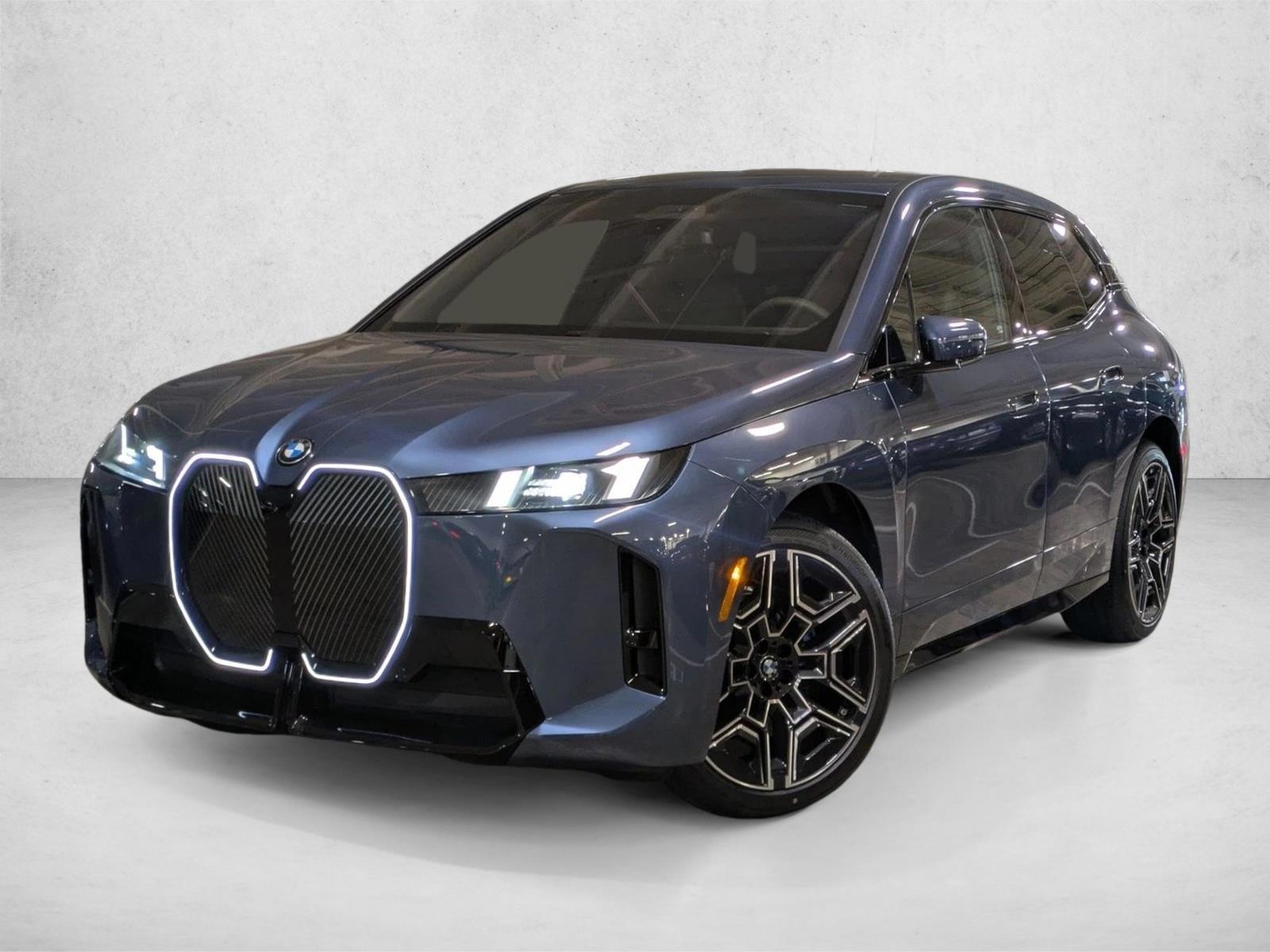 2026 BMW iX xDrive45's photo