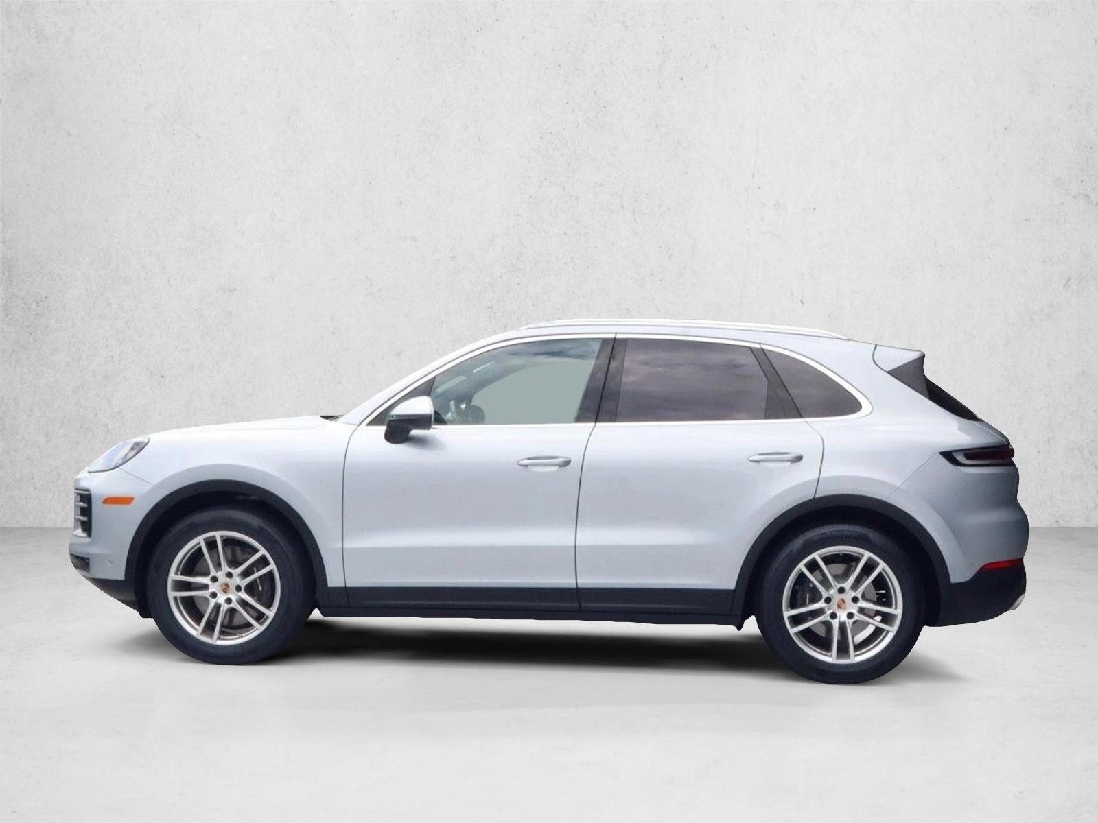 Thumbnail: 2025 Porsche Cayenne - 2