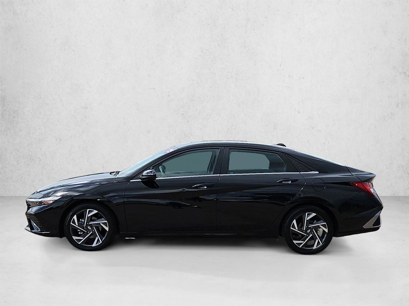 Thumbnail: 2025 Hyundai Elantra - 2