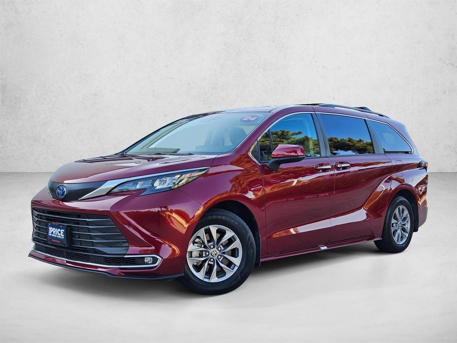 Thumbnail: 2024 Toyota Sienna - 1