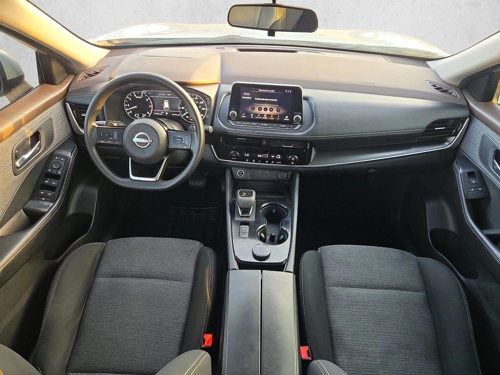 Thumbnail: 2022 Nissan Rogue - 4