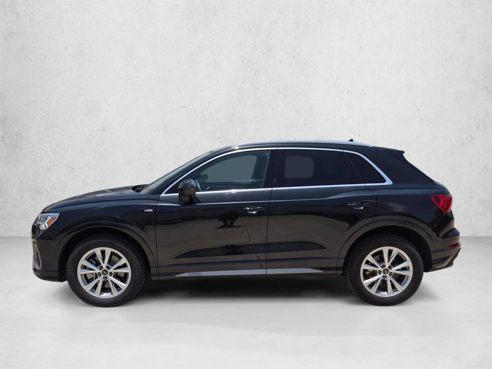 Thumbnail: 2023 Audi Q3 - 2