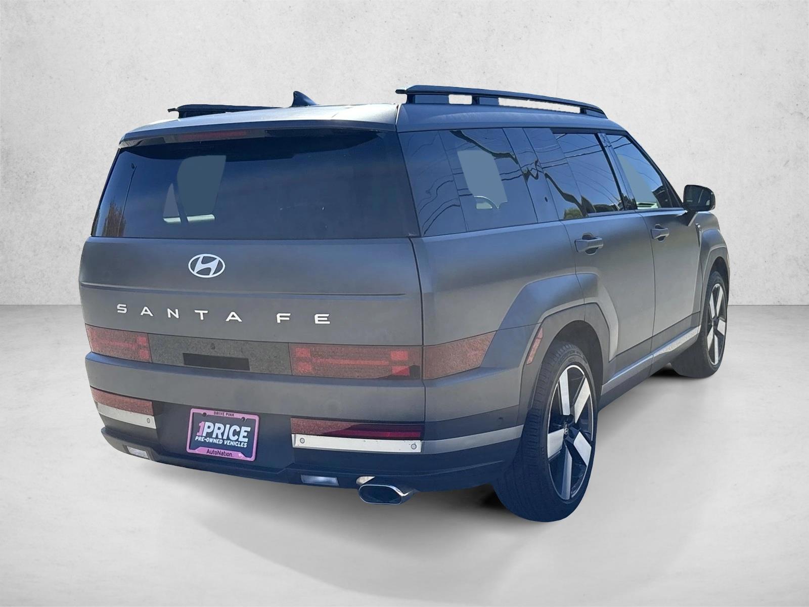 2025 Hyundai Santa Fe Limited - Photo 5