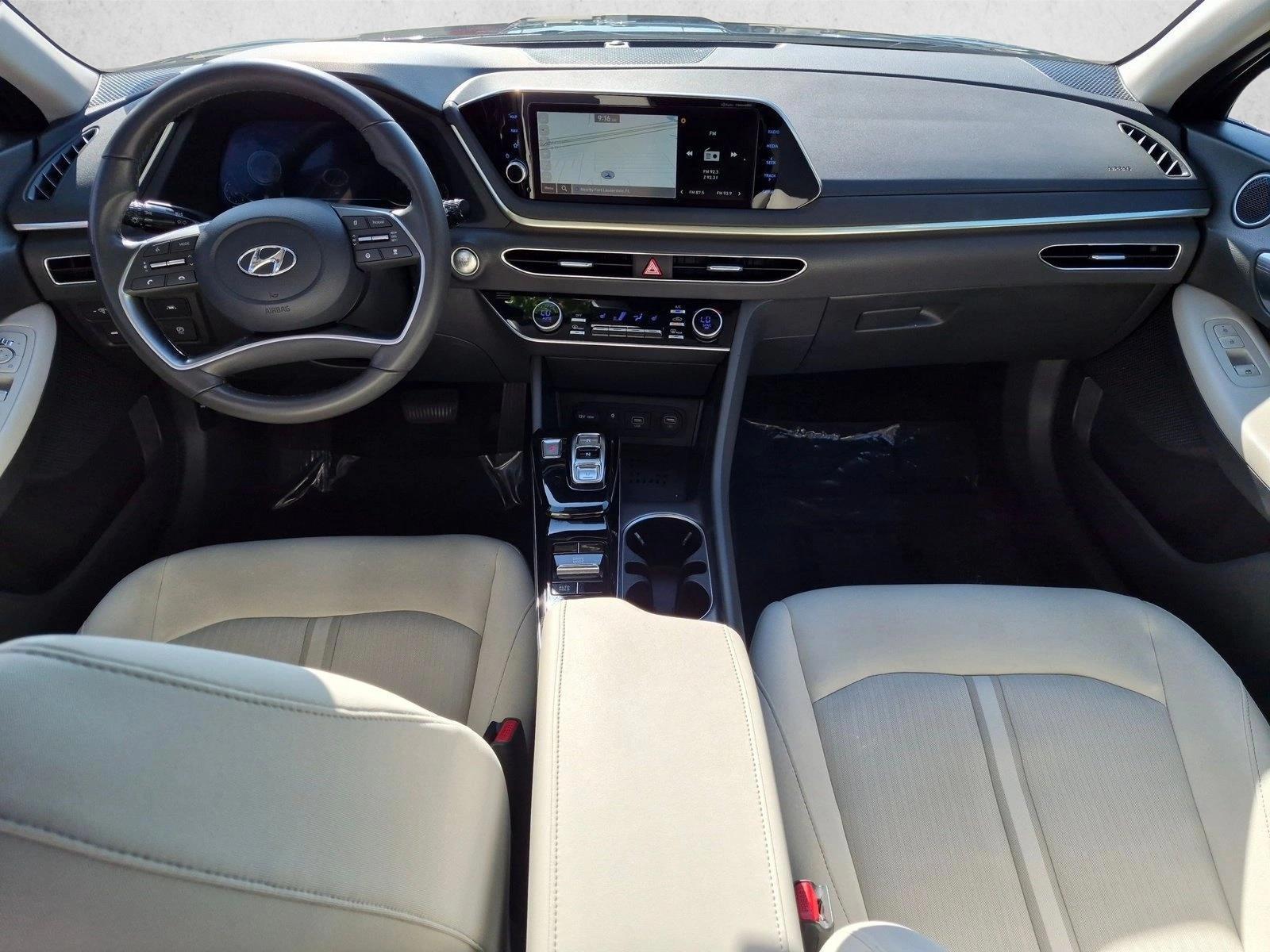 Thumbnail: 2023 Hyundai Sonata - 3