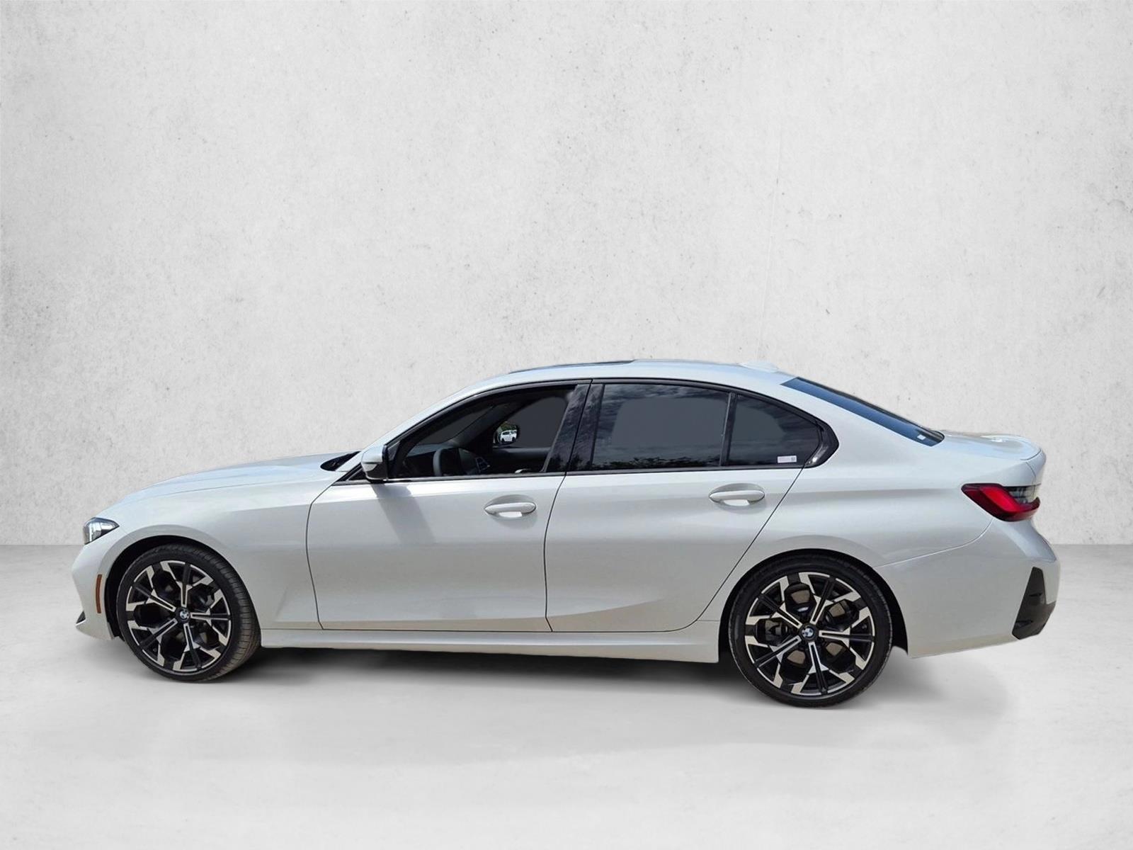 Thumbnail: 2026 BMW 3 Series - 2