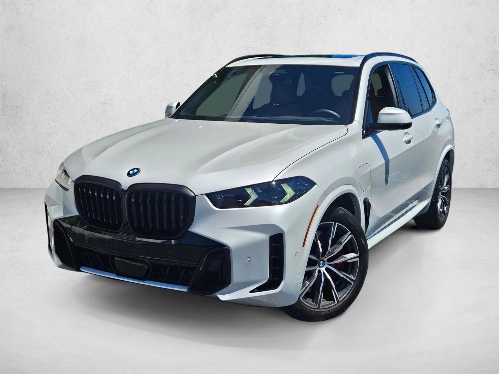 Thumbnail: 2026 BMW X5 - 1
