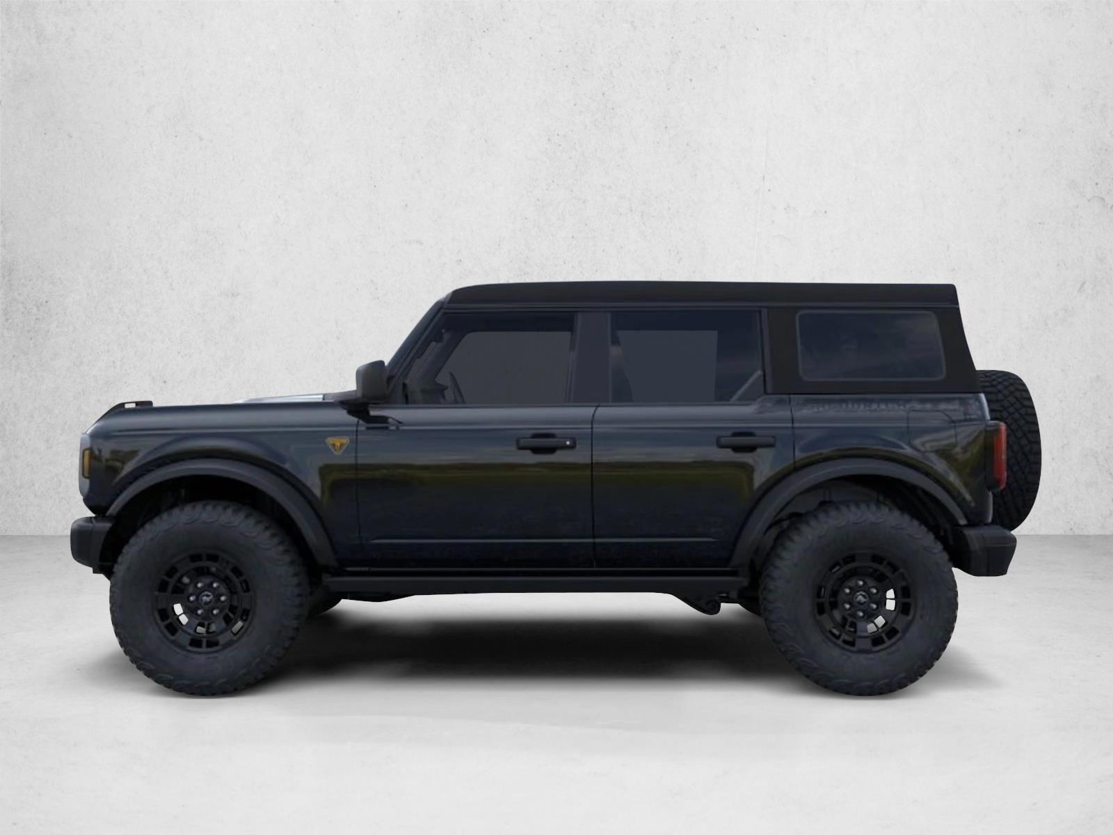 Thumbnail: 2026 Ford Bronco - 3