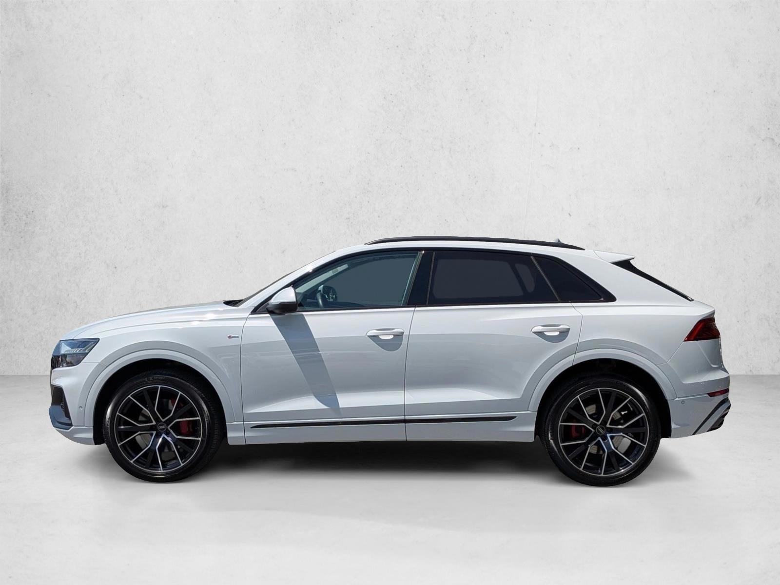 Thumbnail: 2023 Audi Q8 - 2