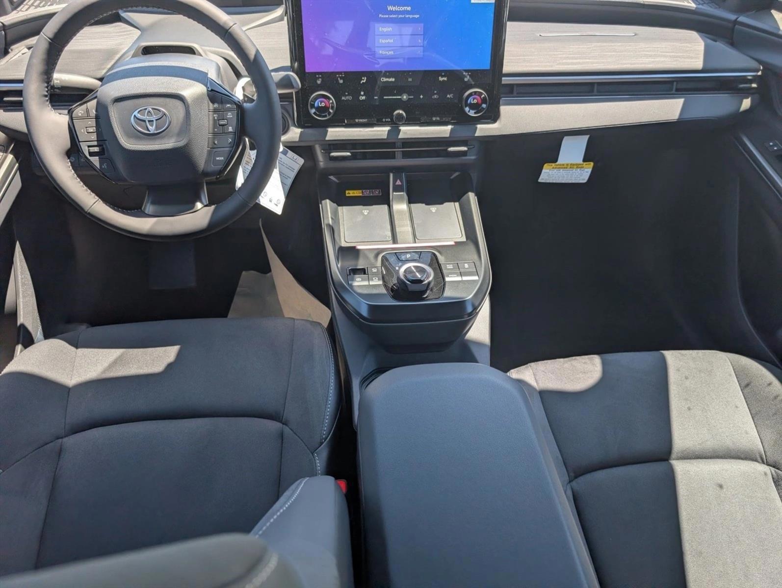 Thumbnail: 2026 Toyota C-HR - 3