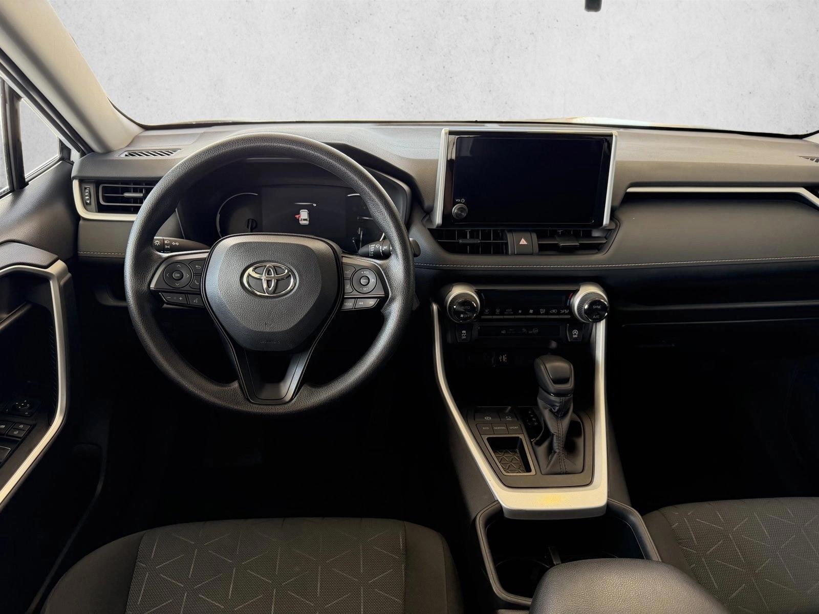 Thumbnail: 2025 Toyota RAV4 - 3