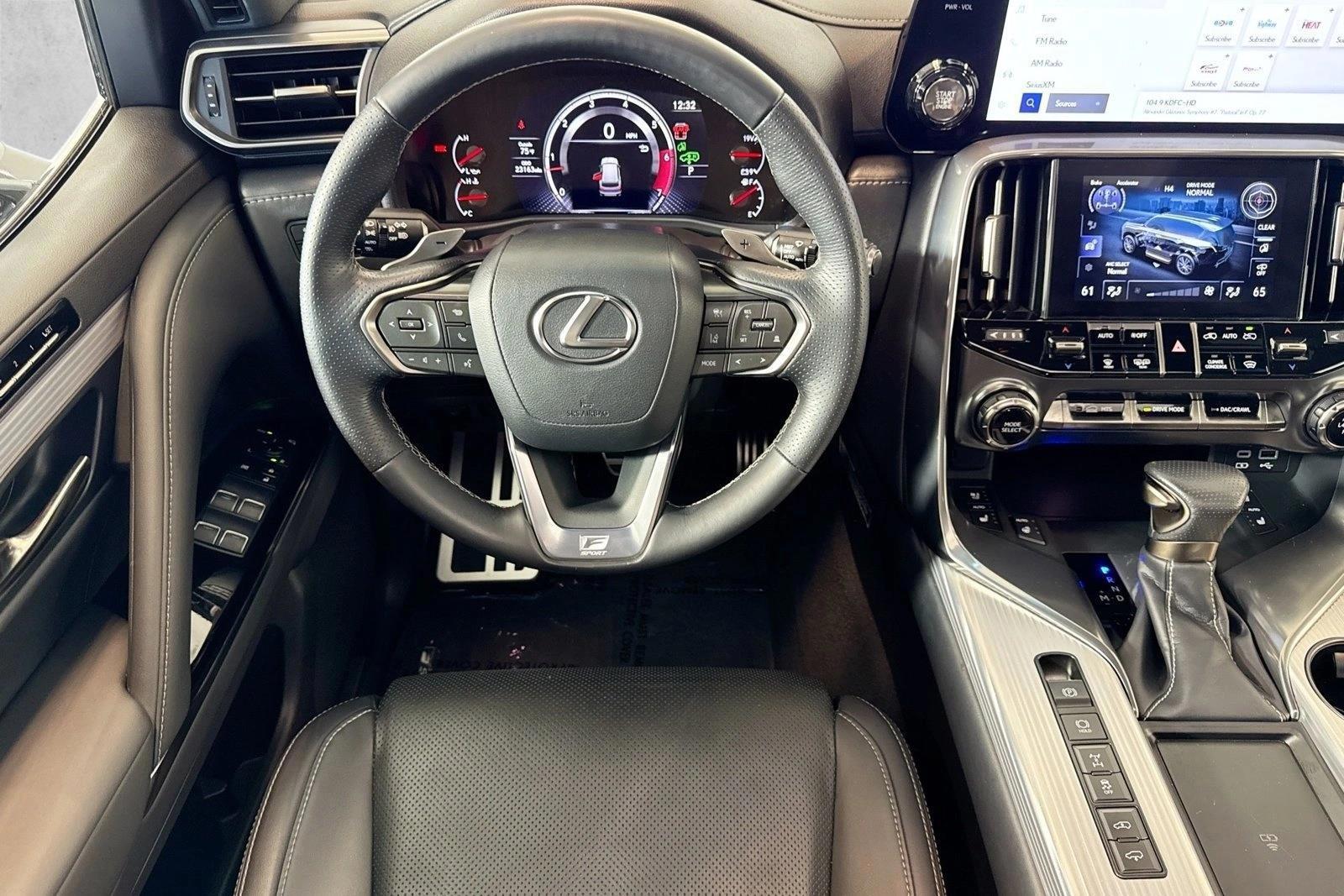Thumbnail: 2024 Lexus LX - 3