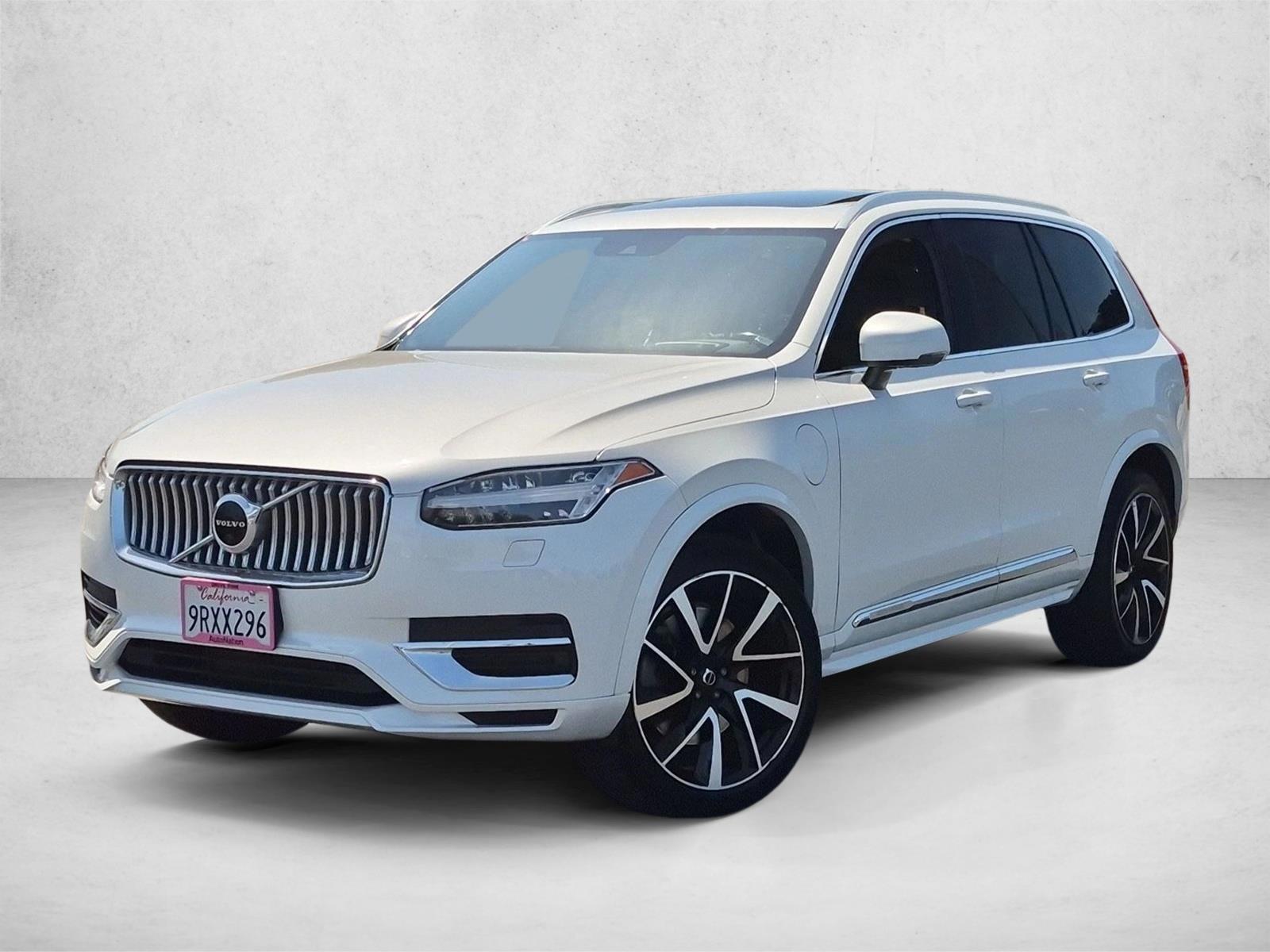 Thumbnail: 2022 Volvo XC90 - 1